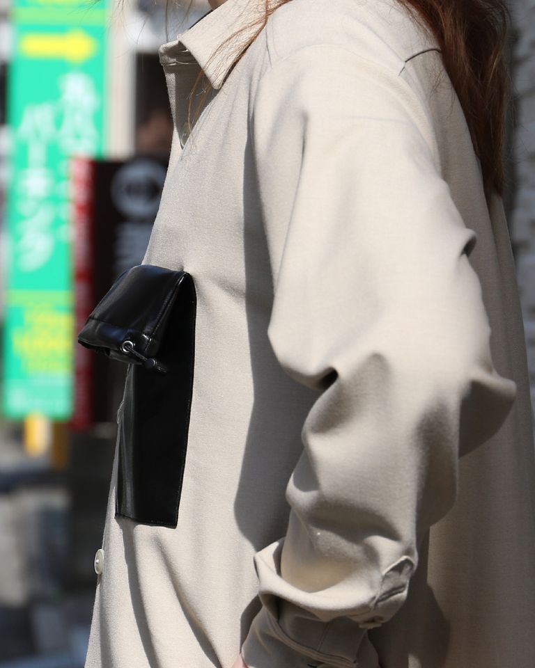 meagratiaの新作シャツスタイル