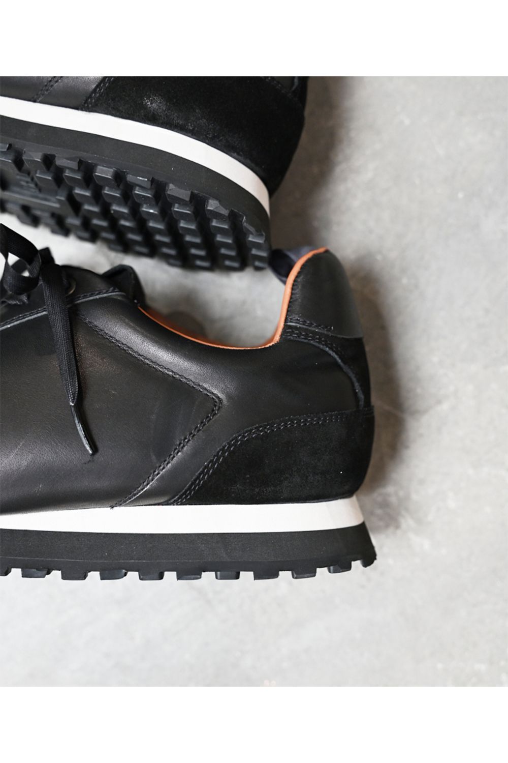 Light german trainer L / ライト ジャーマン トレーナー L