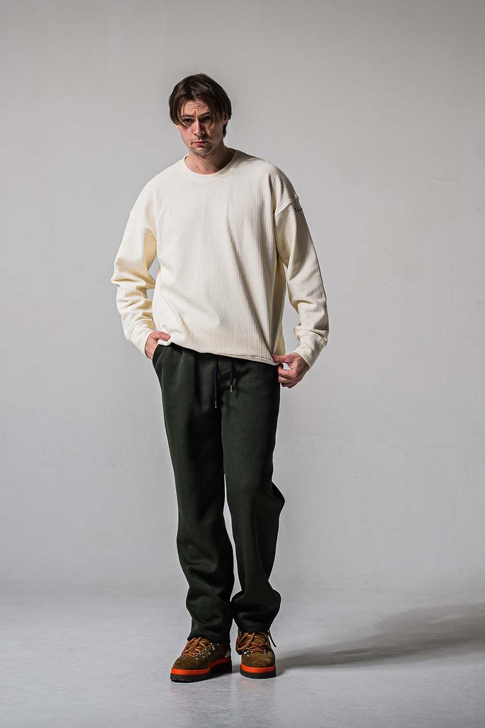 AZE WIDE TUCK PANTS / 畔編み ワイドタックパンツ