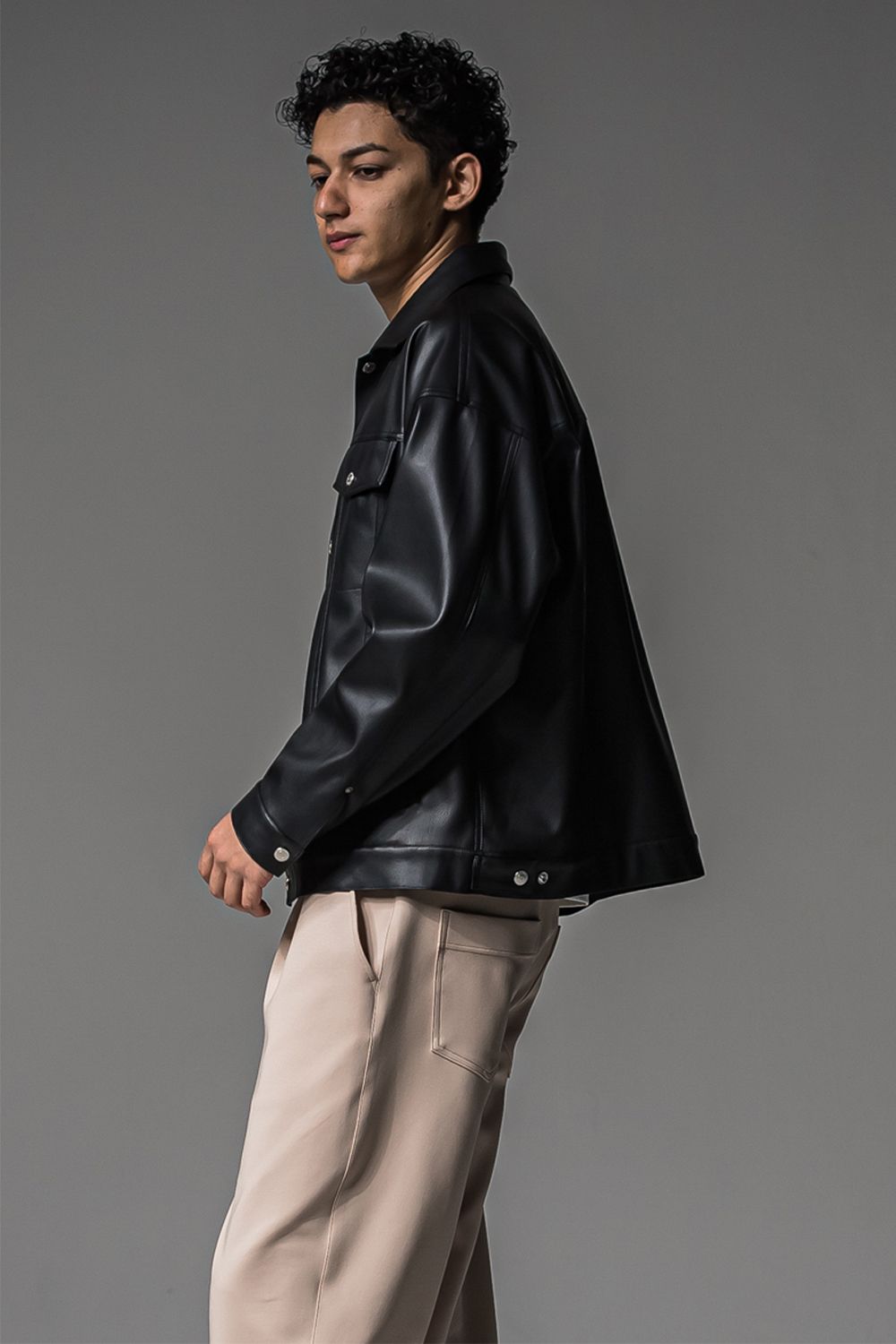 LEATHER OVER 3RD G / オーバーサイズ エコレザーGジャン