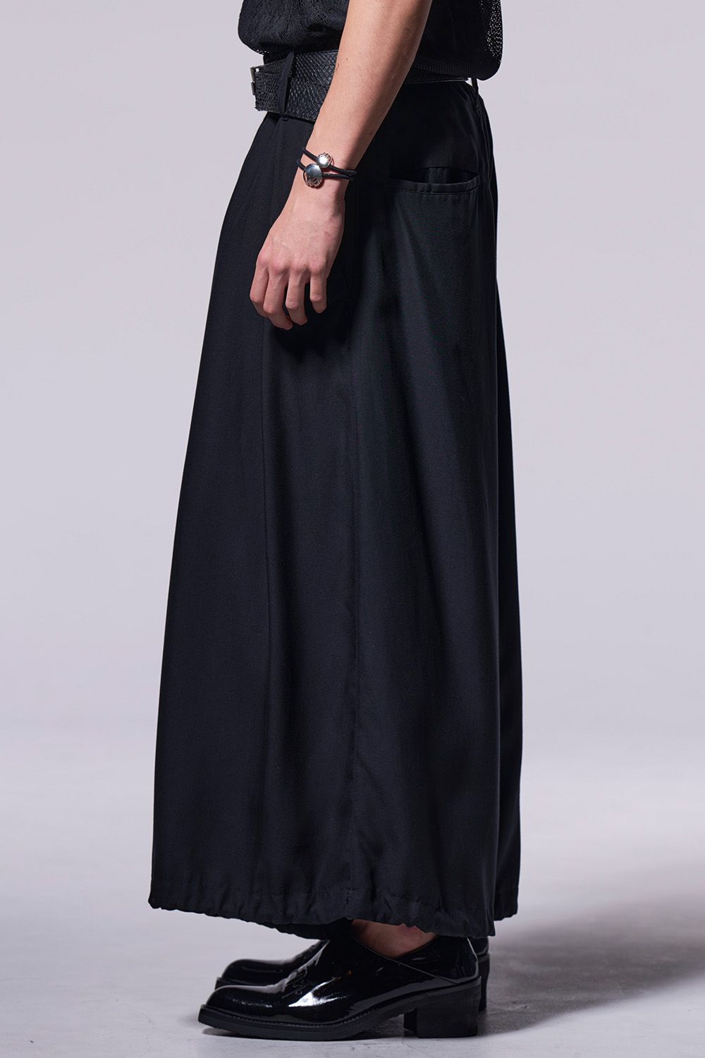 Tencel Gabardine Shirring Wide Tuck Slacks / テンセル ギャバジン シャーリング ワイド タック スラックス