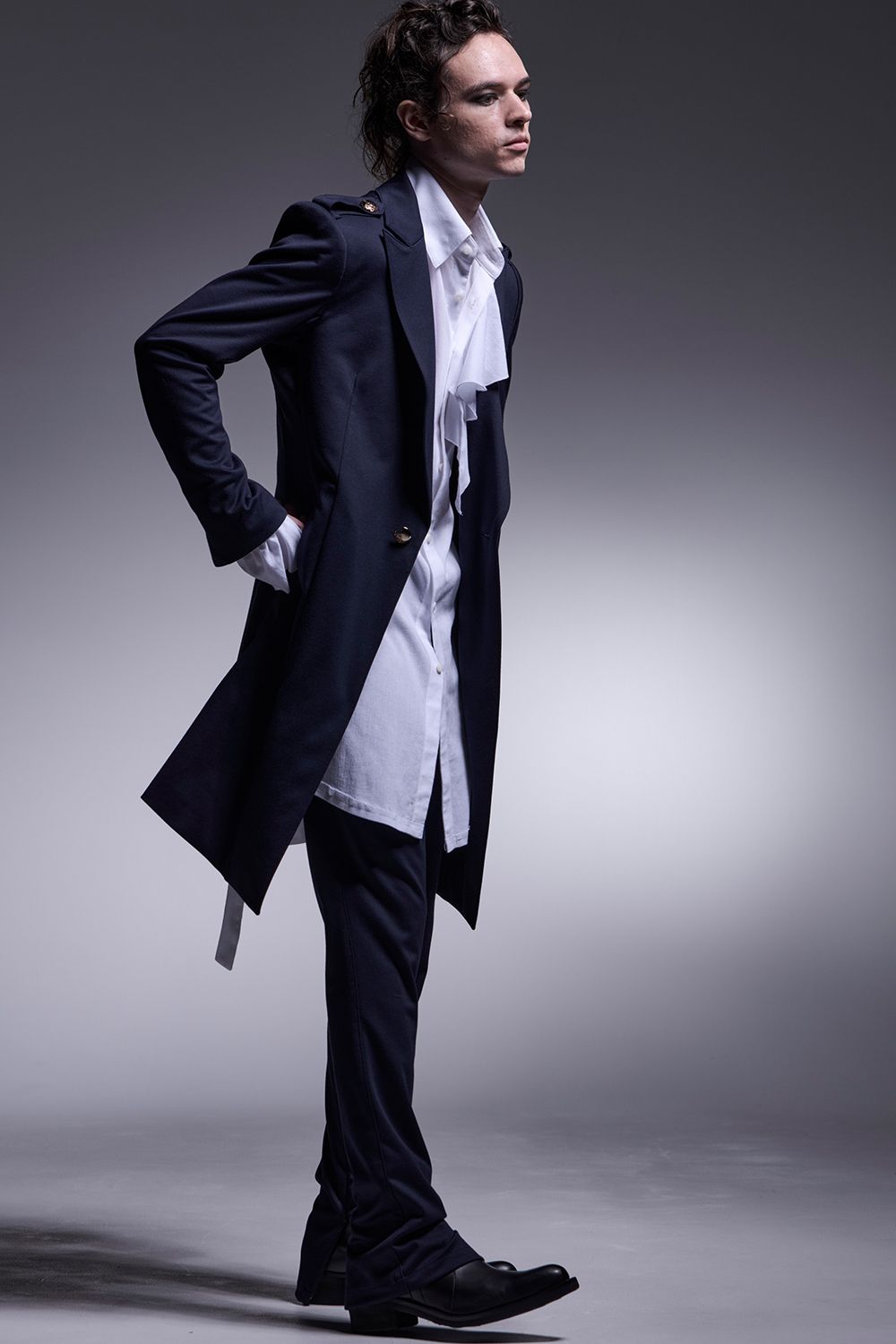 Kiryuyrik キリュウキリュウ Epaulet Long Jacket Kiryuyrik キリュウキリュウ Epaulet Long Jacket