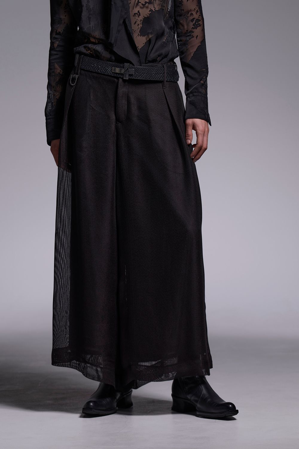 KARAMI Wide Tuck Slacks / カラミ ワイドタックスラックス