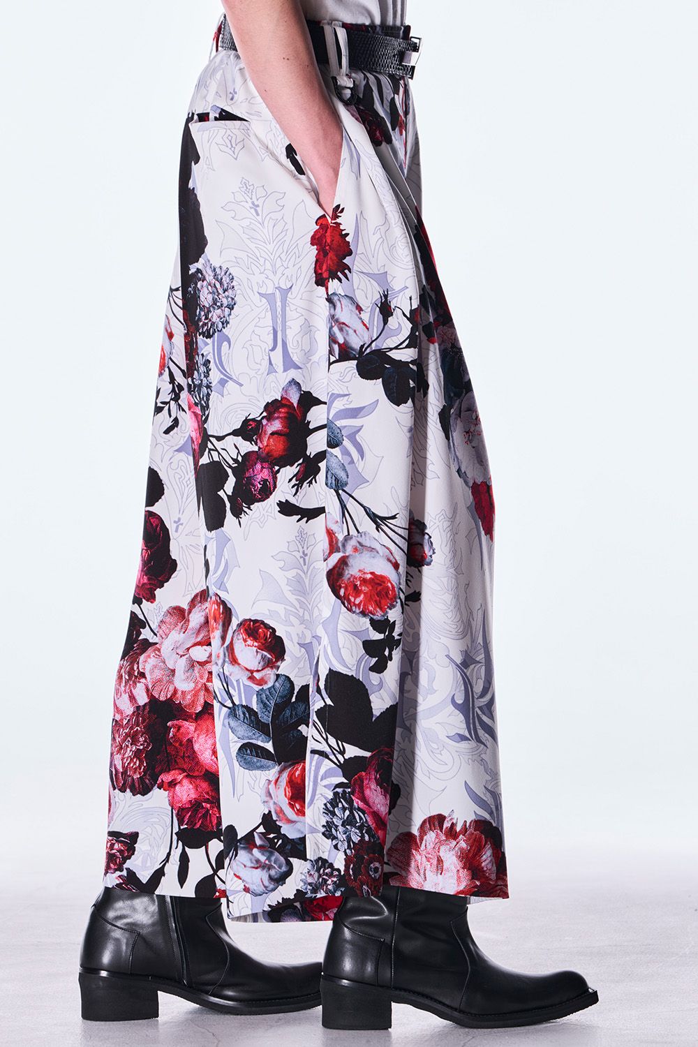 Goth Flora Suede Satin Wide Tuck Slacks / ゴス フローラ スエード サテン ワイド タック スラックス