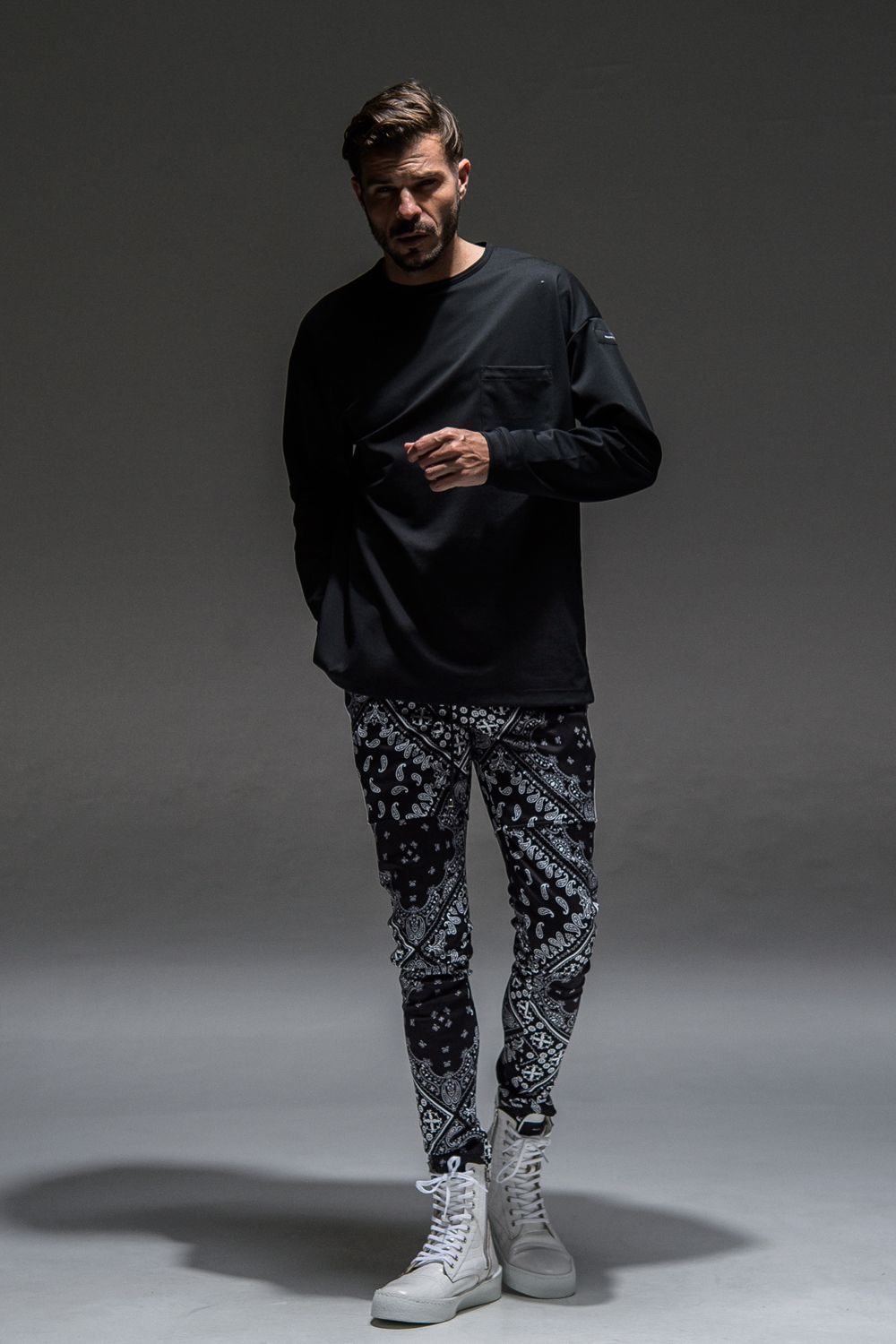 RESOUND CLOTHING、SLASH LINE PT(BANDANA WHITE&BLACK) | laid-back