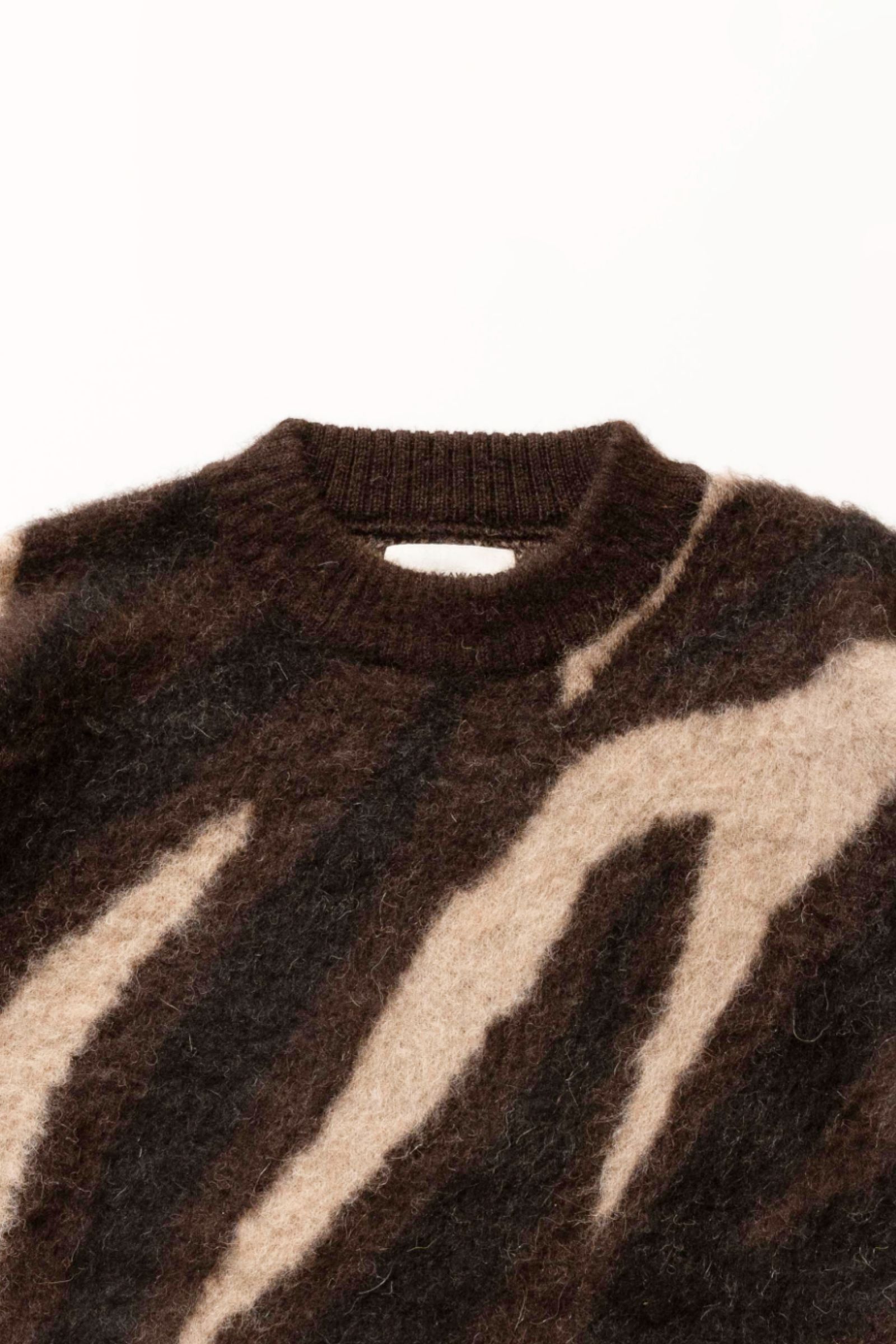 NATURAL COLOR ALPACA BIAS ZEBRA PATTERN JUMPER / ナチュラルカラー アルパカ バイアス ゼブラ パターン ジャンパー