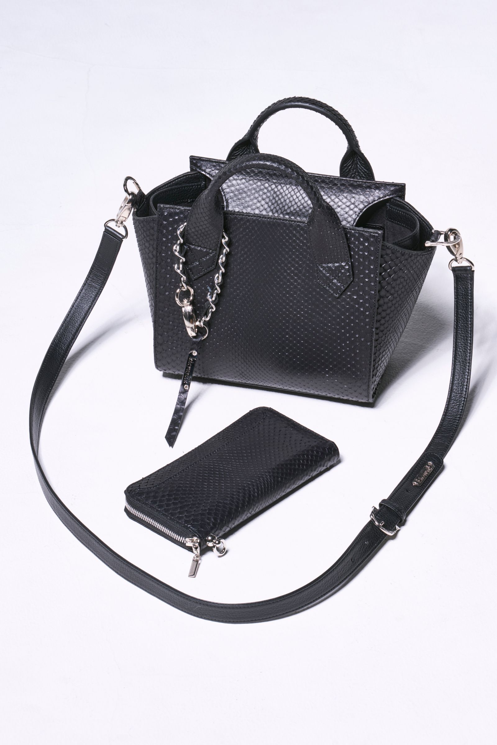 kiryuyrik - Python Round Zipp Slit Wallet / パイソン