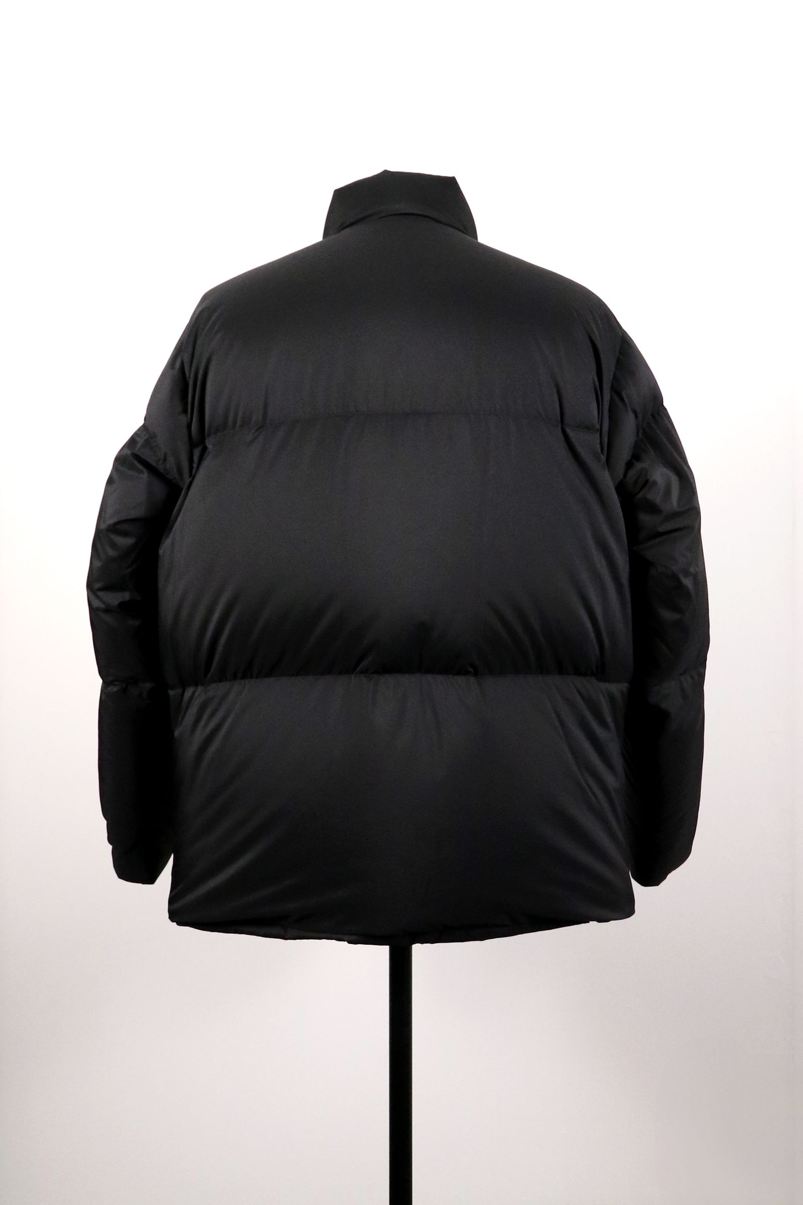RECYCLE NYLON MINI RIPSTOP DOWN JACKET / リサイクルナイロン ミニリップストップ ダウンジャケット