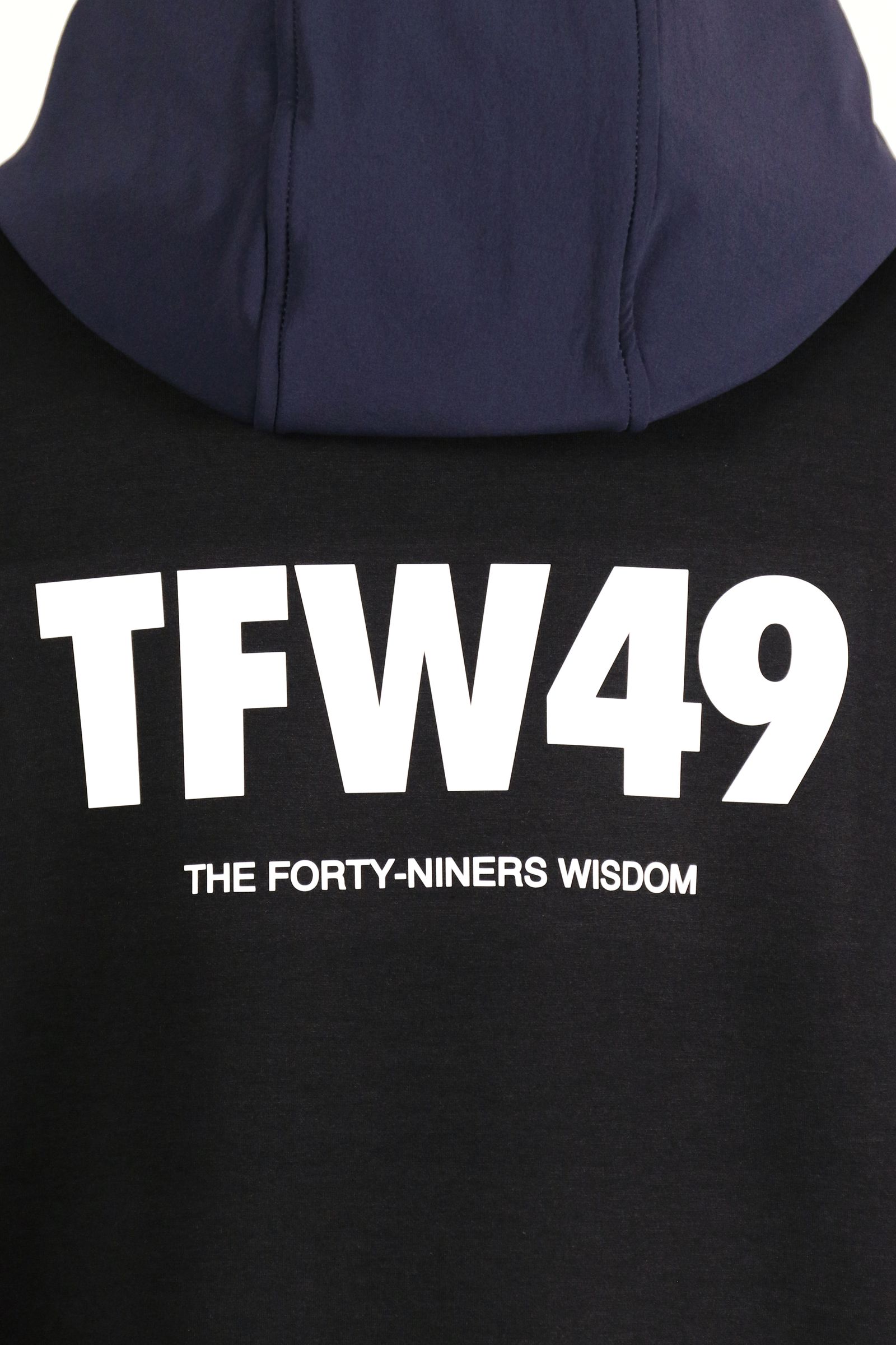 正規代理店 HALF MATERIAL CARDBOARD - TFW49 ZIP カードボード / HOODIE レディースウェア