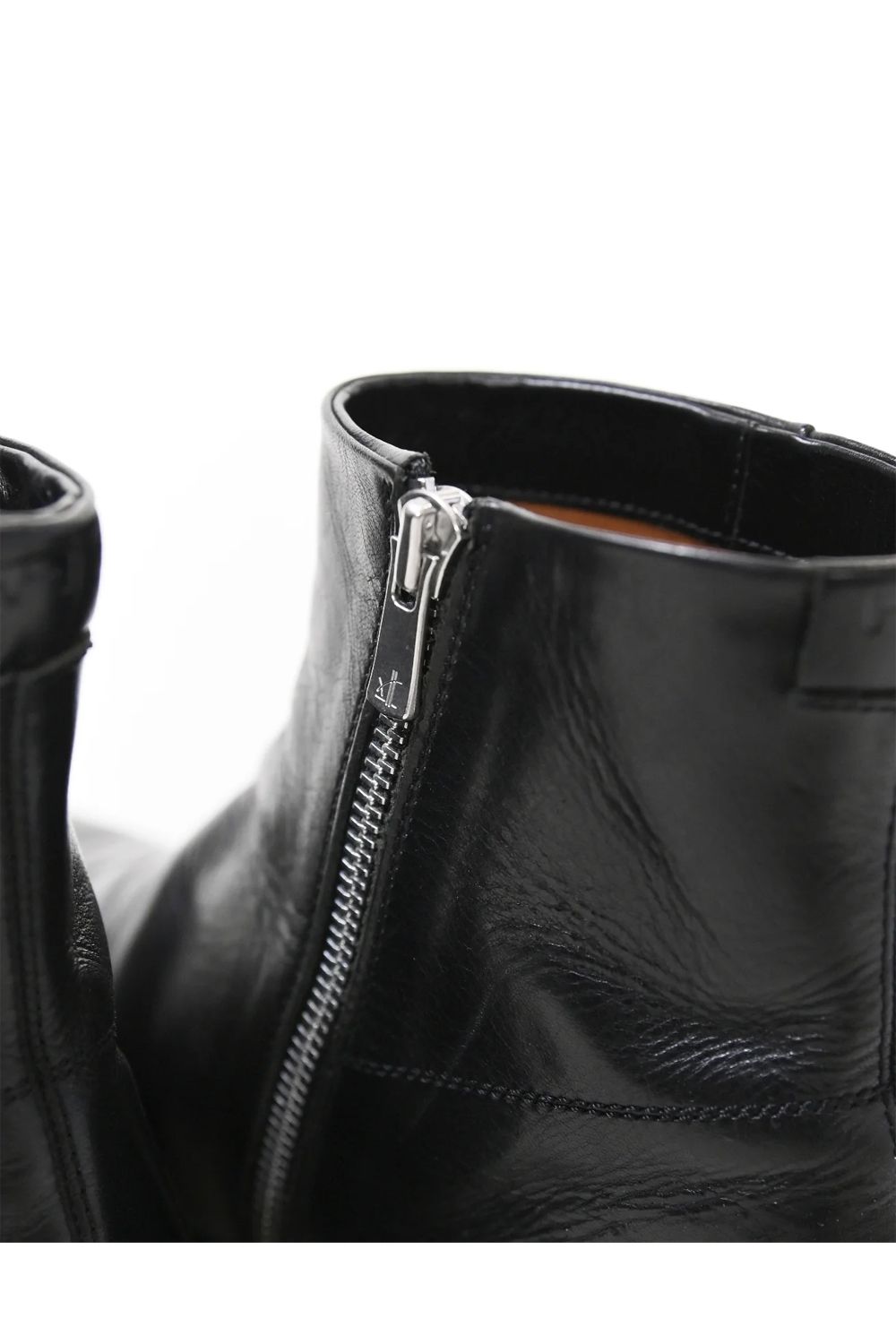 Side zip boots