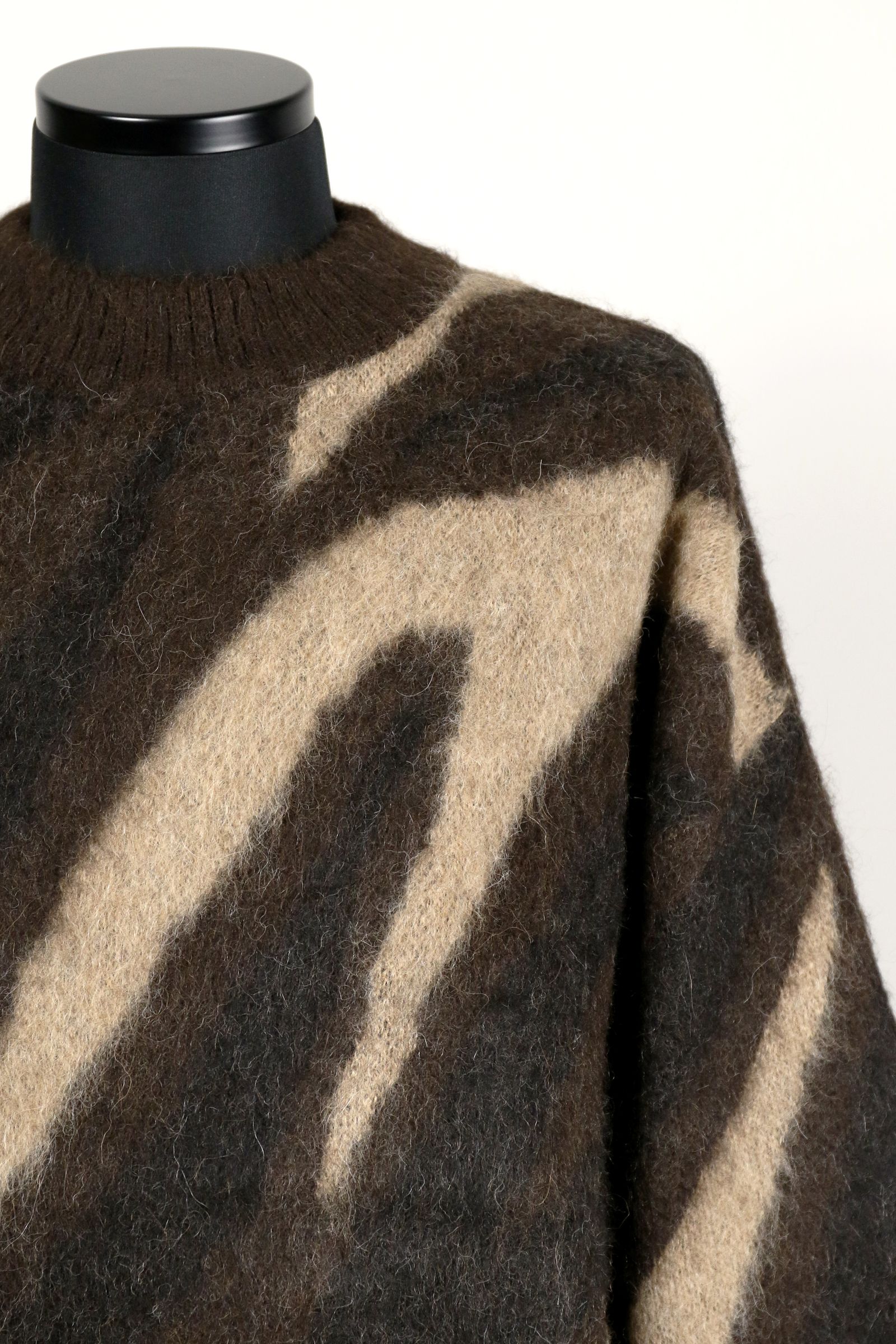 NATURAL COLOR ALPACA BIAS ZEBRA PATTERN JUMPER / ナチュラルカラー アルパカ バイアス ゼブラ パターン ジャンパー