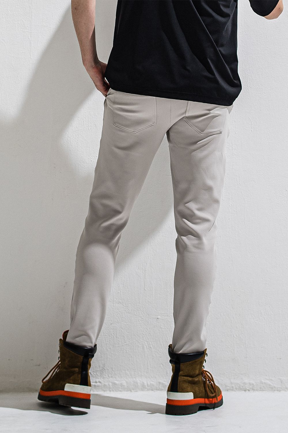 Gaviria slacks EASY PANTS / スラックス イージーパンツ