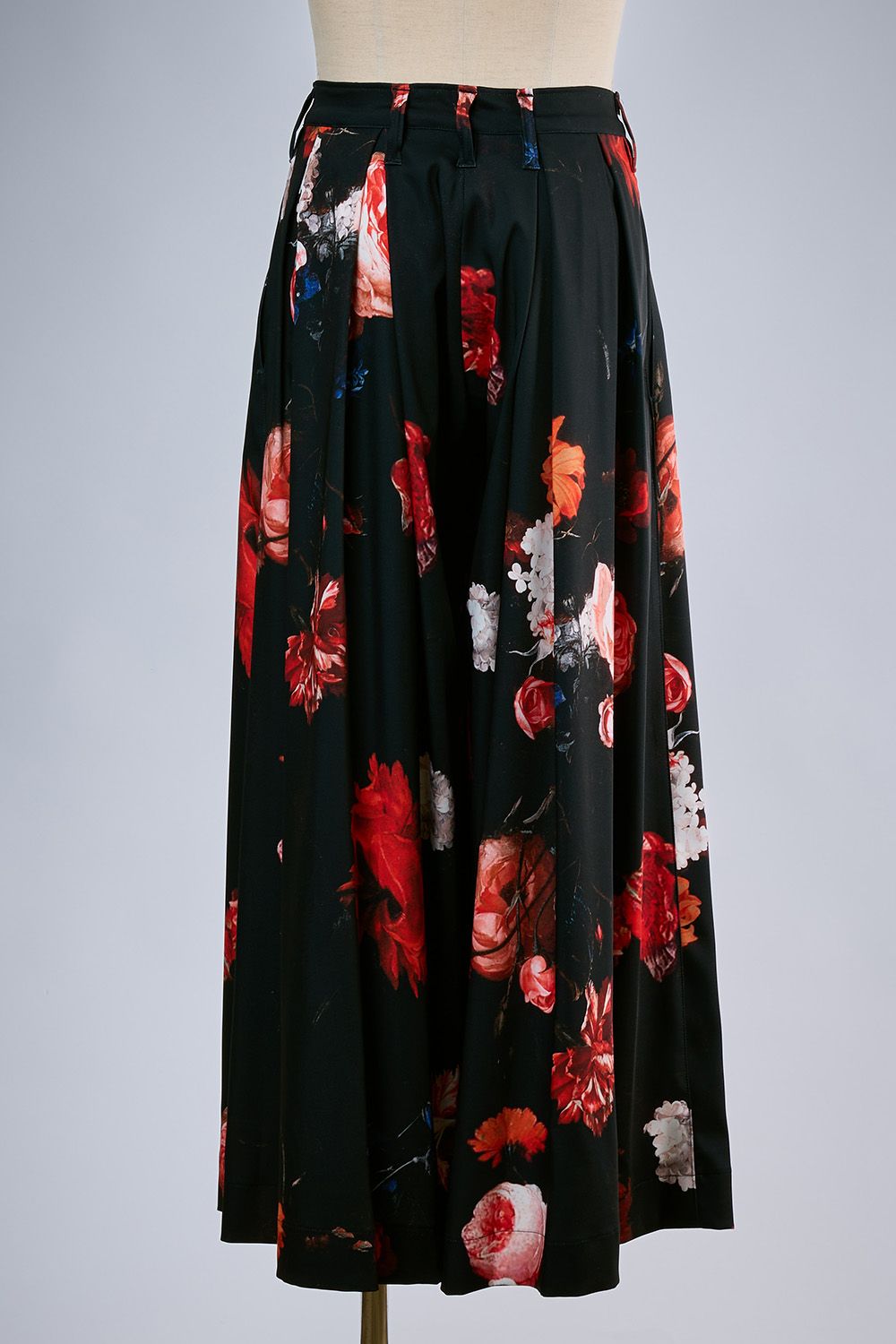 THE ONENESS-FLORA Drape Slacks / ザワンネス フローラ ドレープ スラックス