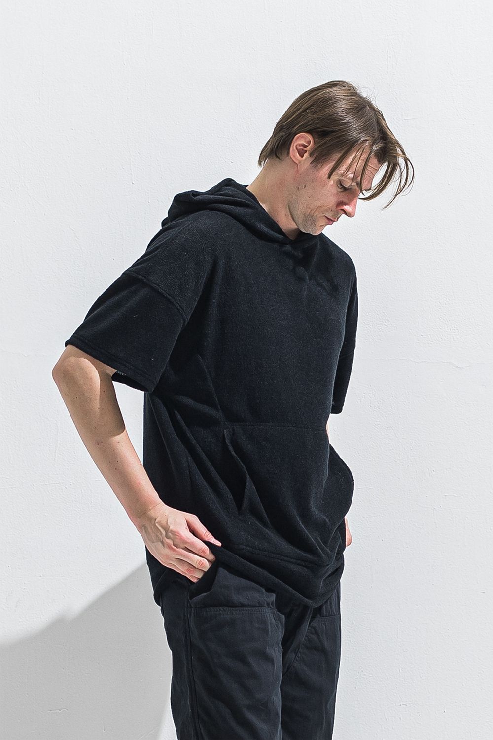 PILE HALF HOODIE / オーバーサイズ ハーフスリーブ パイル フーディー