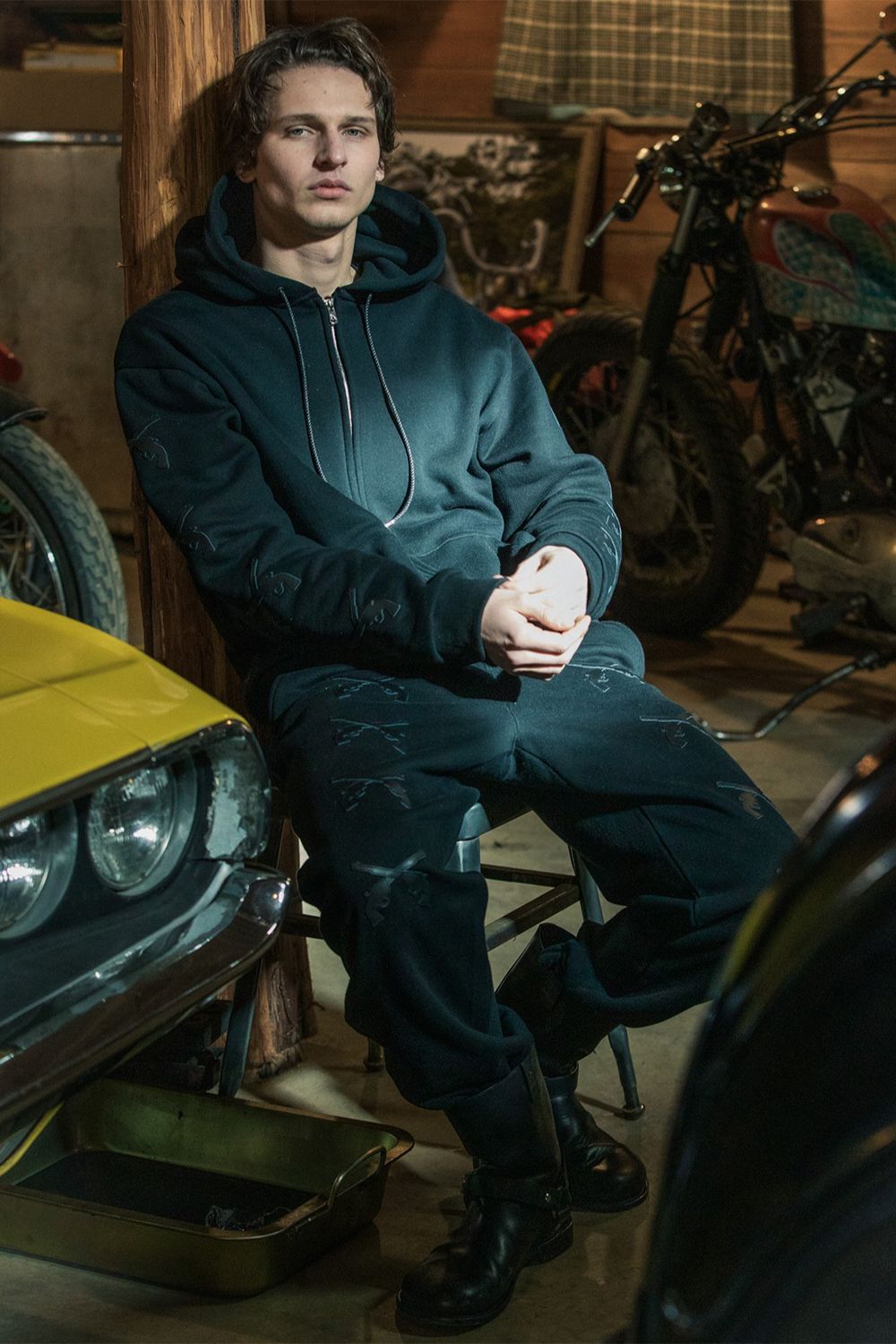 LEATHER PATCH HOODIE / レザー パッチ フーディ