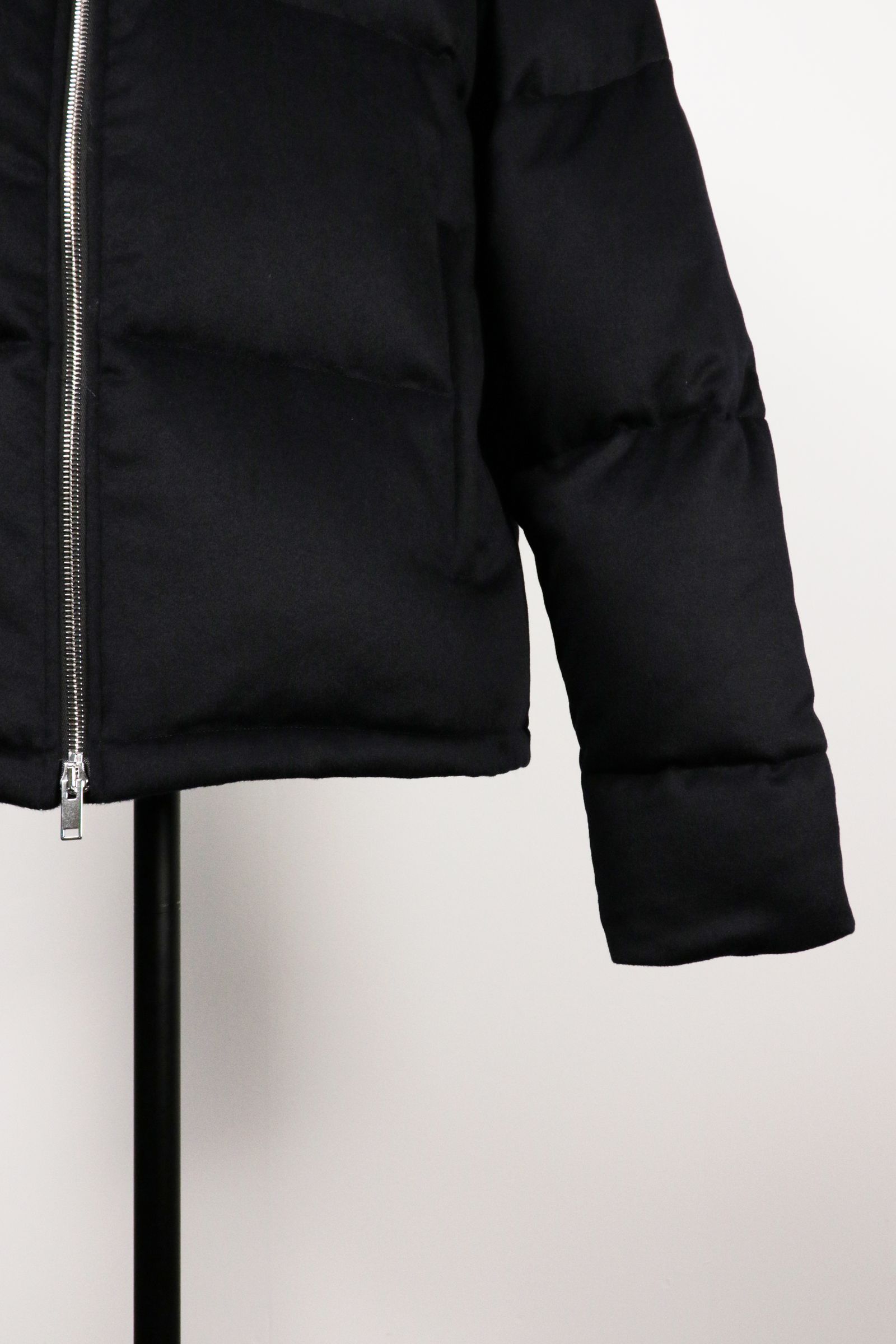 CASHMERE DOWN JACKET / カシミヤ ダウンジャケット