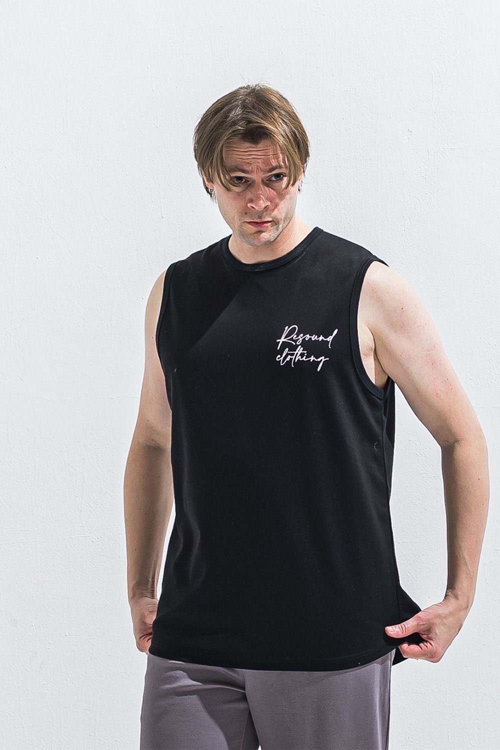 OVER NO SLEEVE / オーバーサイズ ノースリーブ