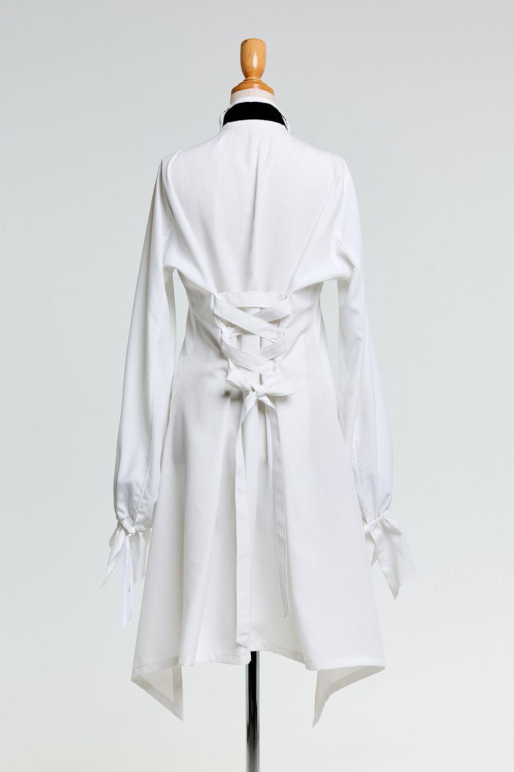 Wing Collar Flare Ribbon Shirt