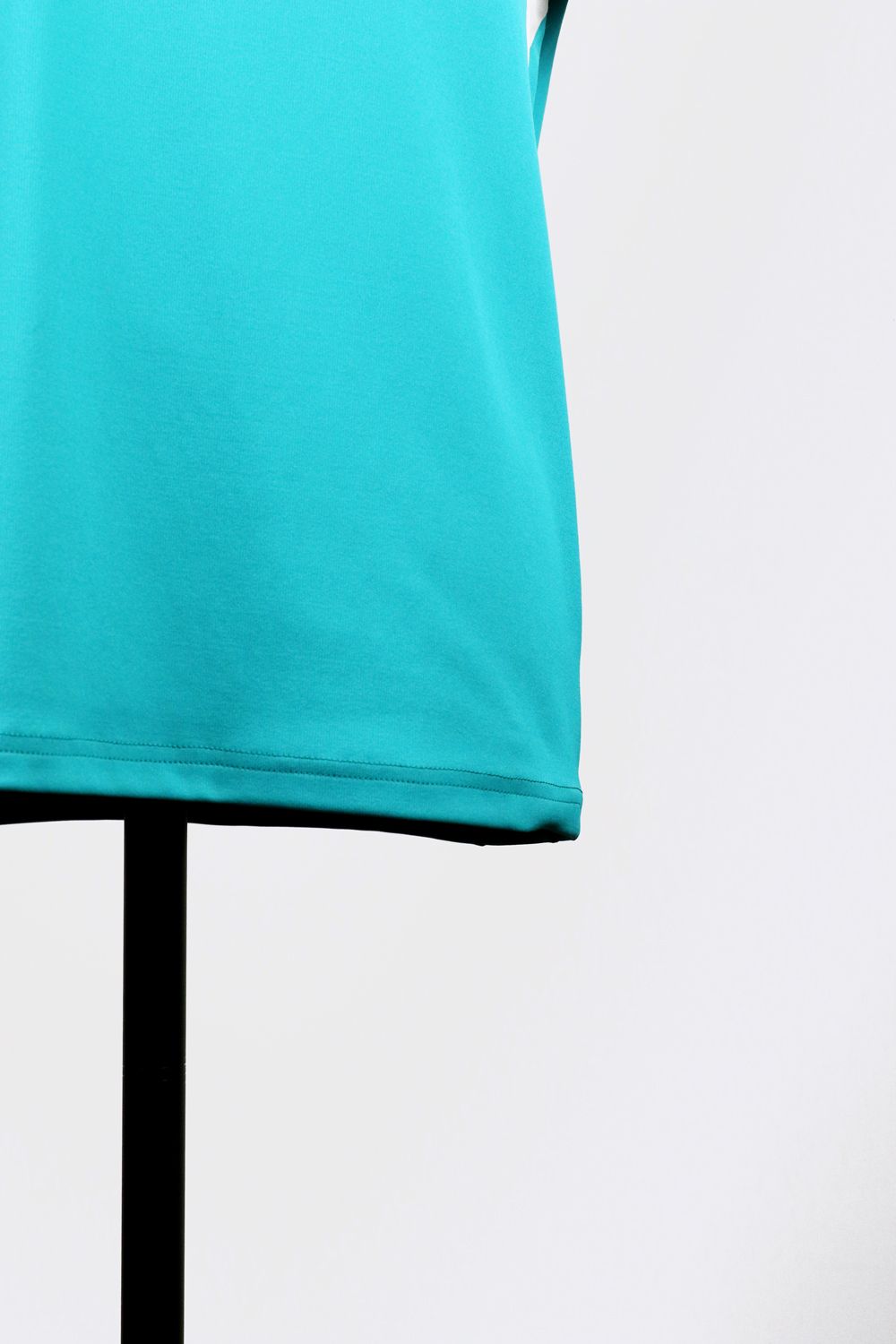 HALF ZIP COLLAR LESS / ハーフジップ カラーレス