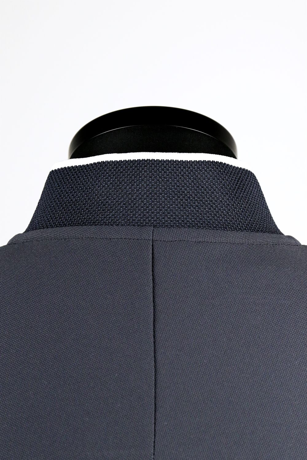HALF ZIP COLLAR LESS / ハーフジップ カラーレス