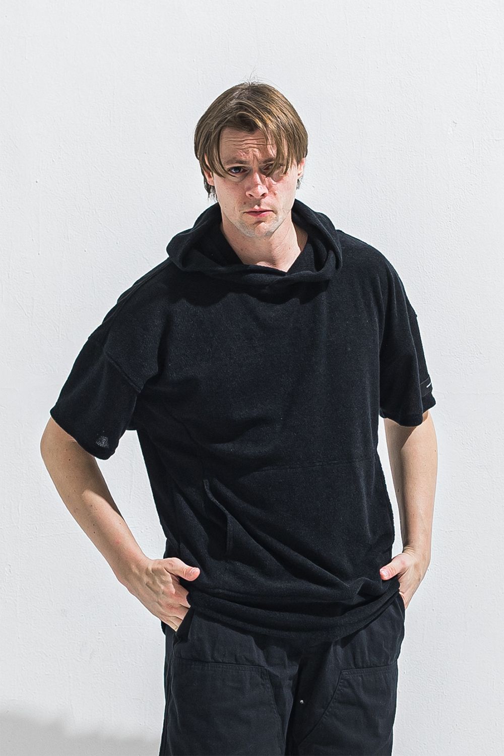 PILE HALF HOODIE / オーバーサイズ ハーフスリーブ パイル フーディー