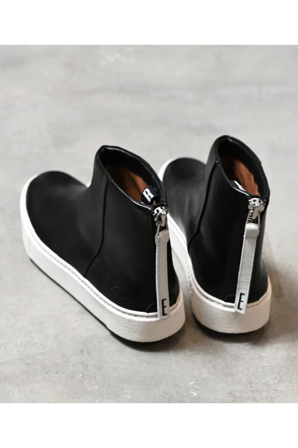 Back zip sneaker boots / バックジップ スニーカーブーツ