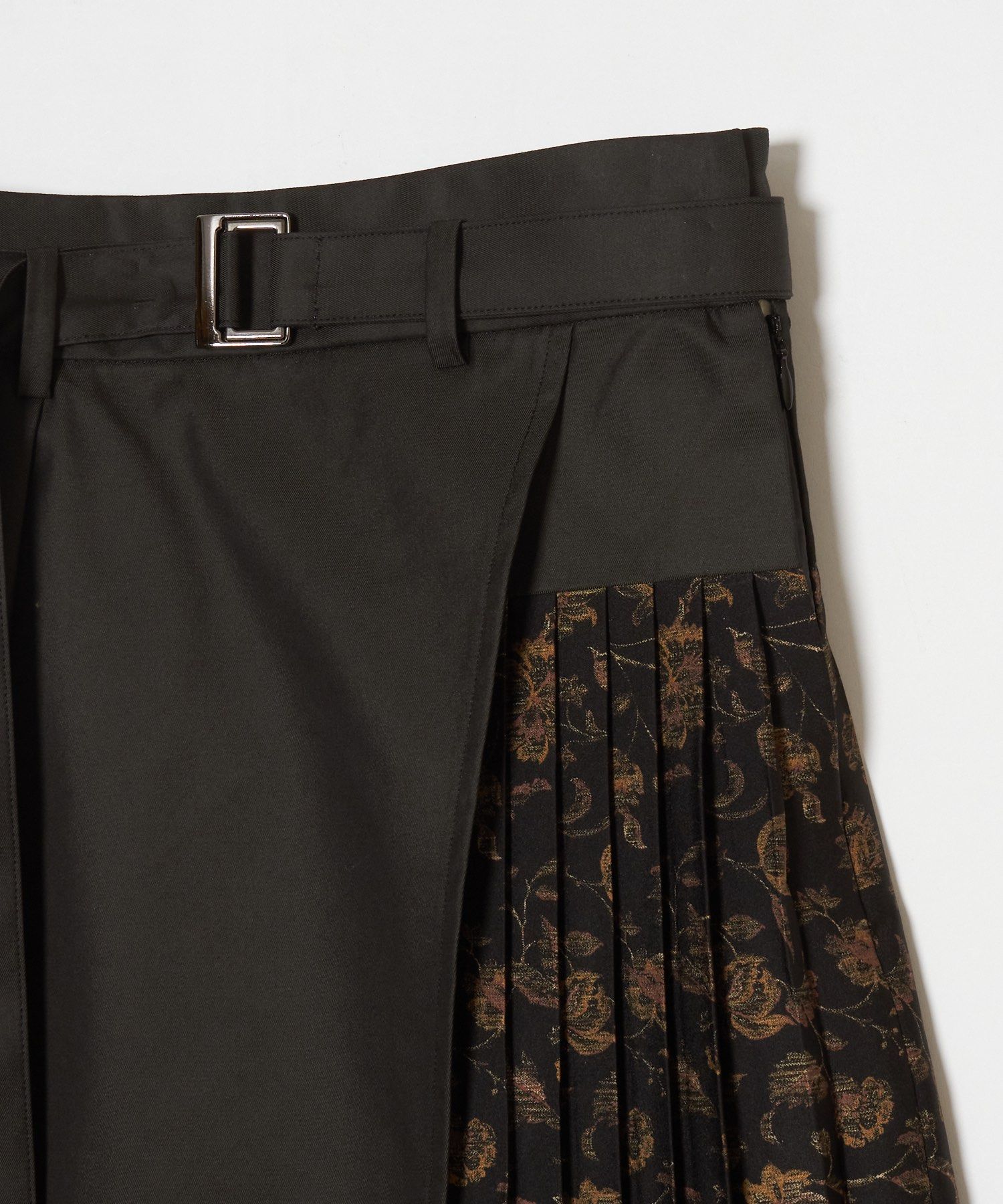 Pleats belted skirt / プリーツ ベルテッド スカート
