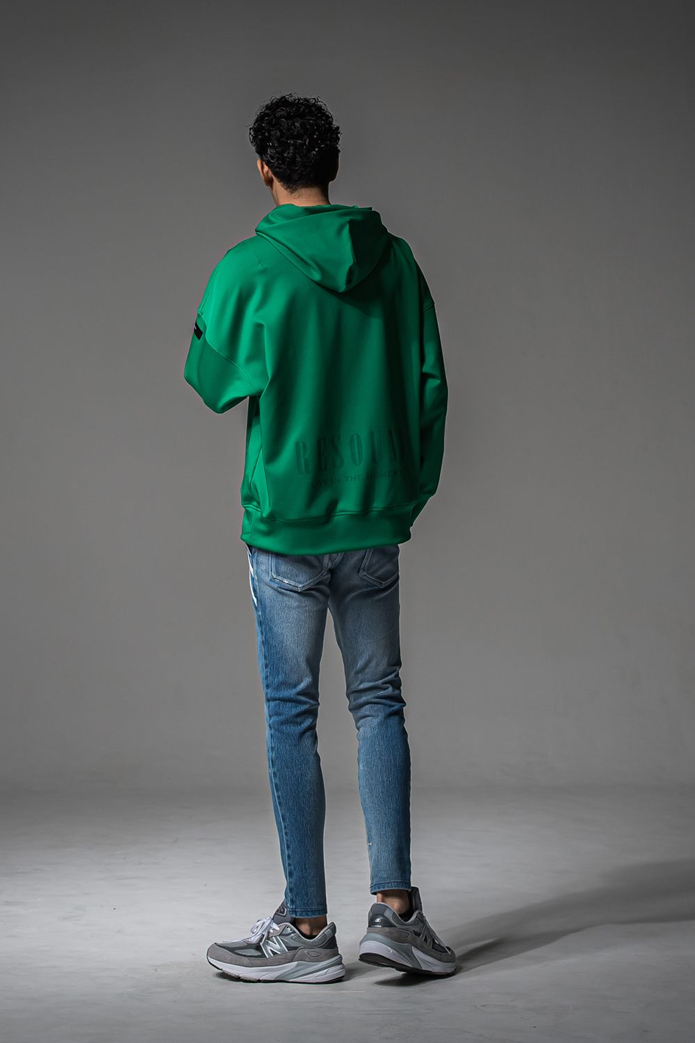 BACK ID LOOSE HOODIE / バックロゴ ルーズフーディー