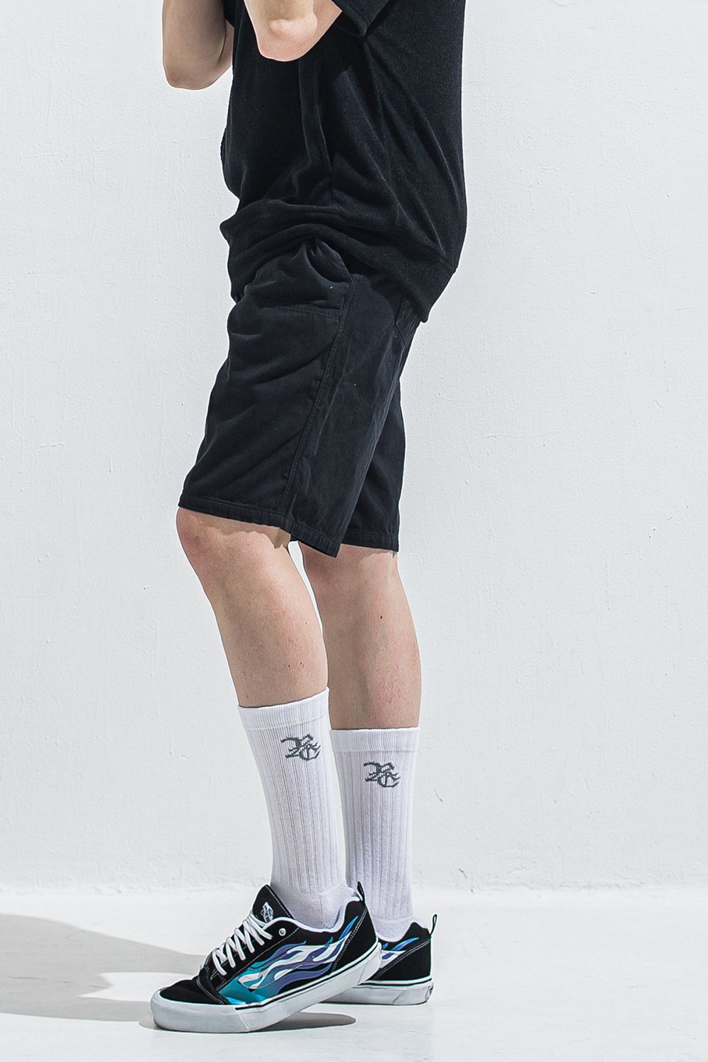 DOUBLE KNEE SHORTS / ダブルニー ショーツ