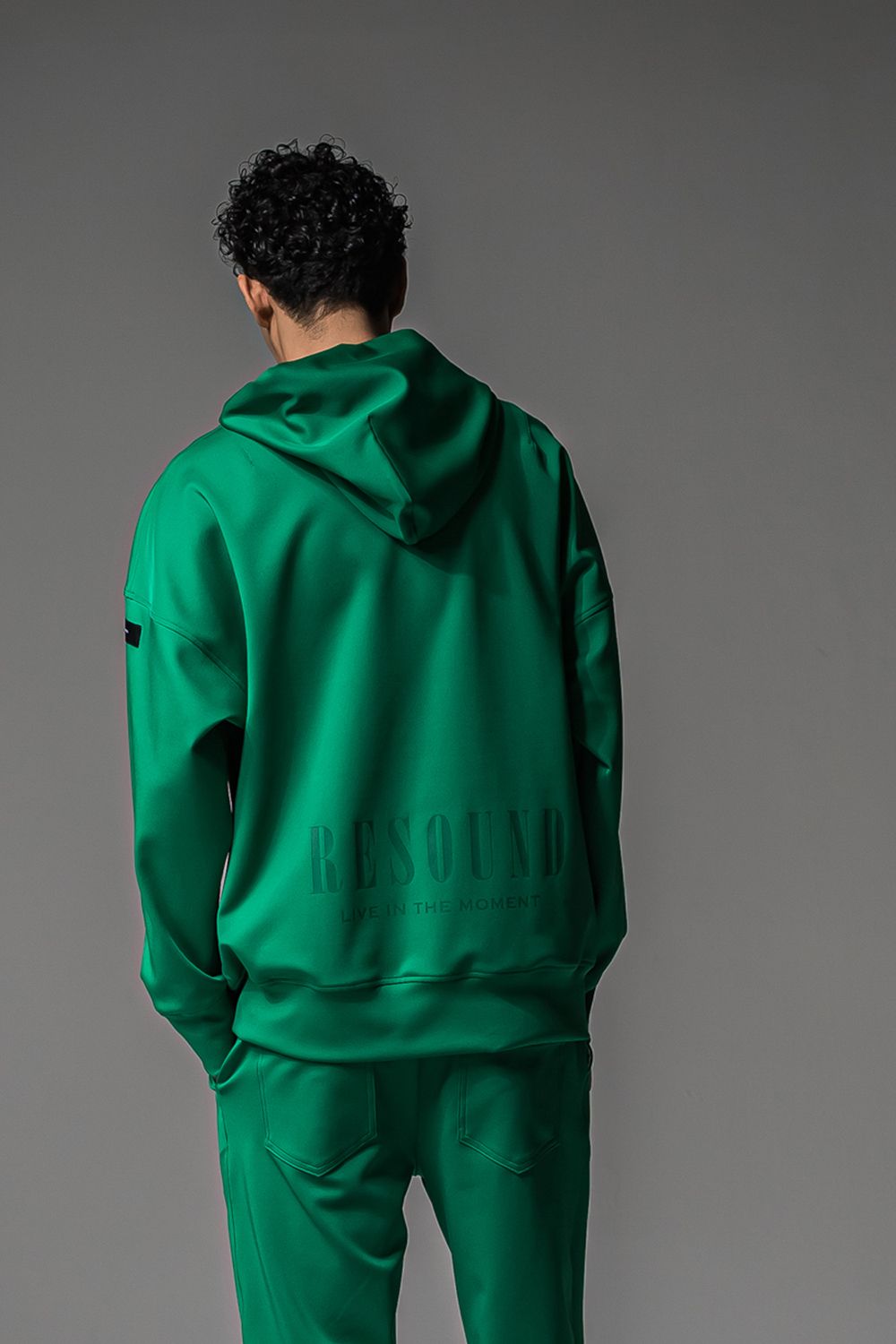 BACK ID LOOSE HOODIE / バックロゴ ルーズフーディー