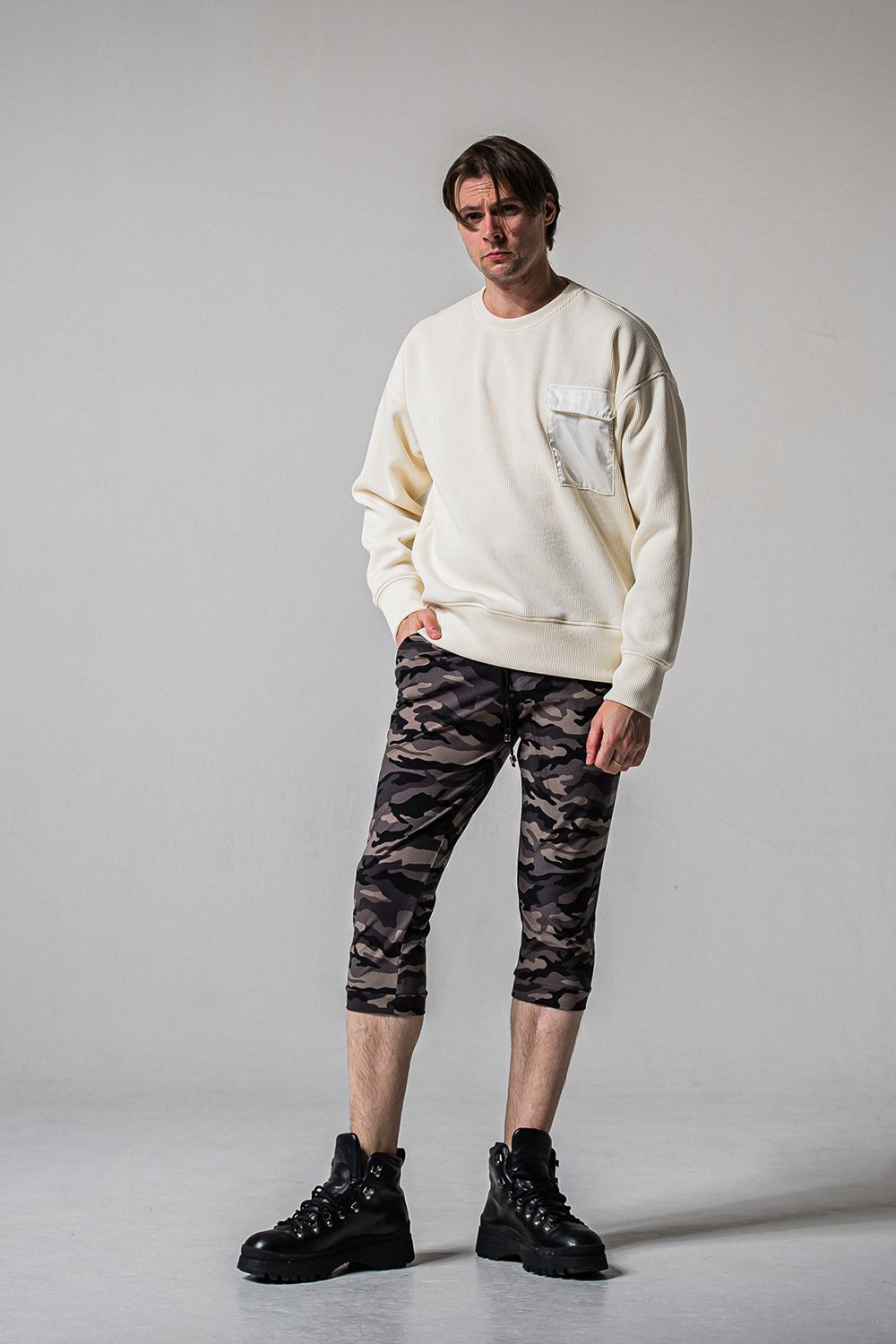 AZE MILITARY DROP TRAINER / 畔編み ミリタリー ドロップ トレーナー