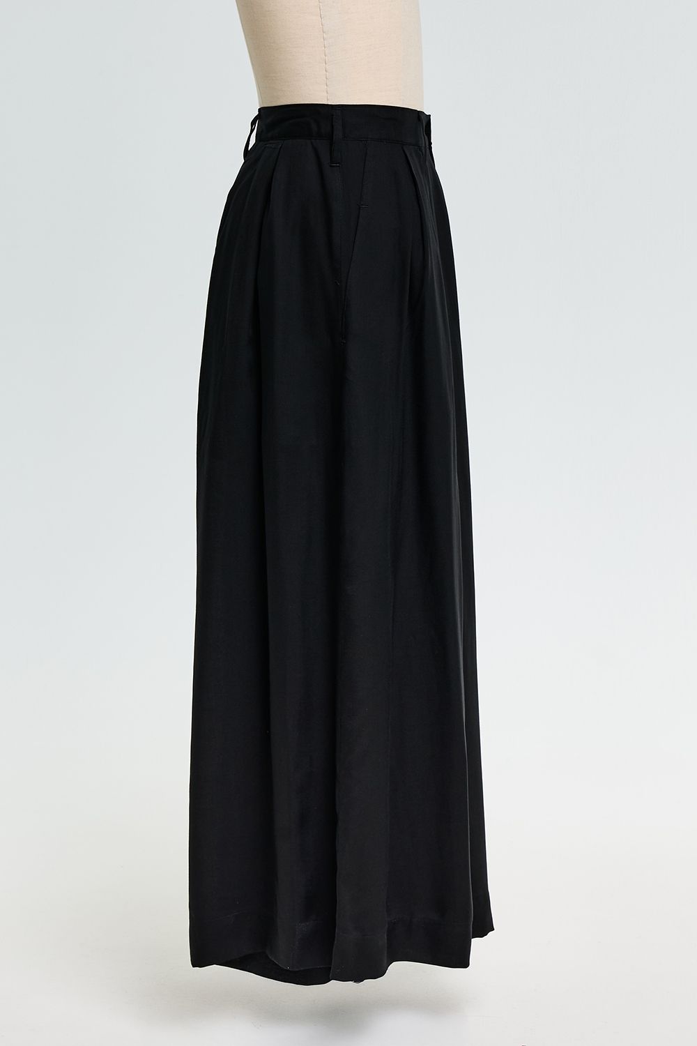 Drape Slacks