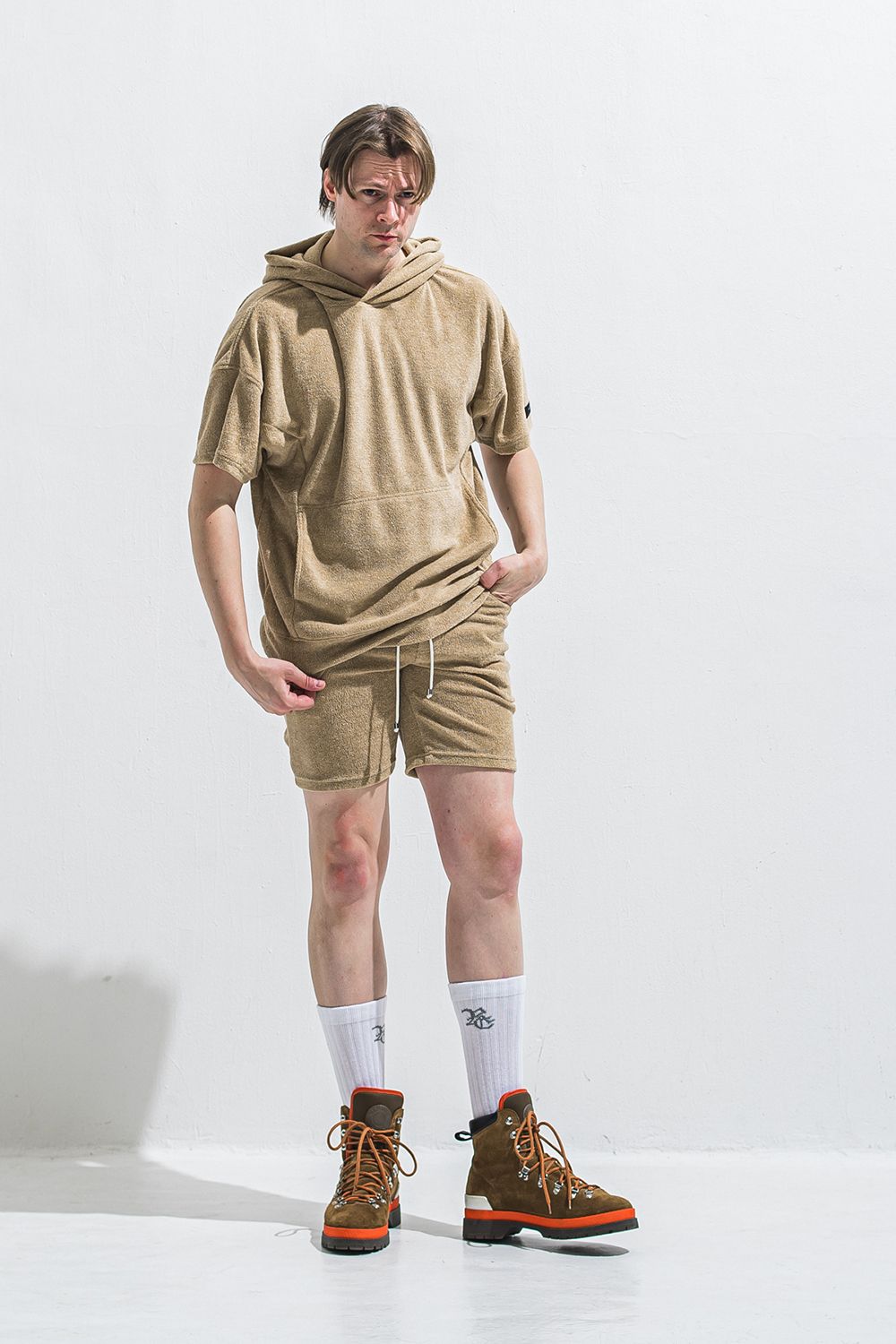 PILE HALF HOODIE / オーバーサイズ ハーフスリーブ パイル フーディー