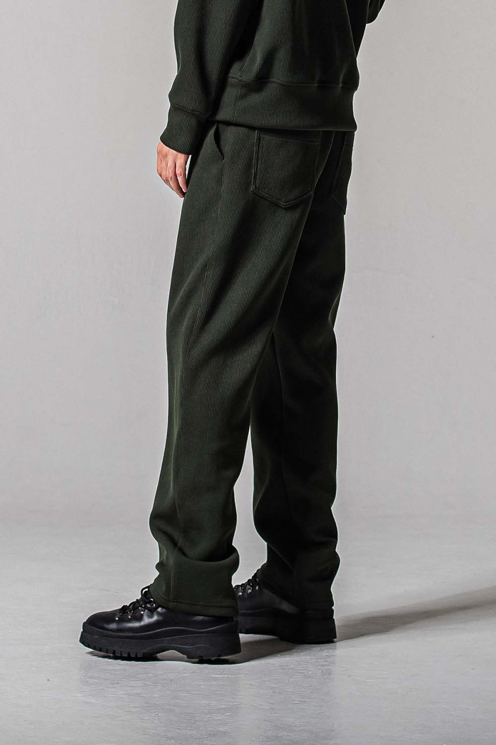 AZE WIDE TUCK PANTS / 畔編み ワイドタックパンツ