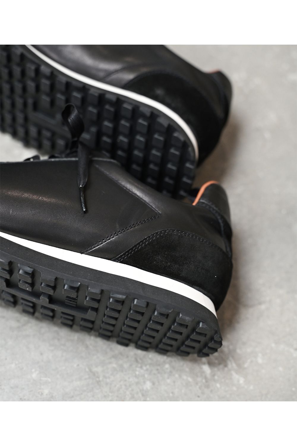 Light german trainer L / ライト ジャーマン トレーナー L