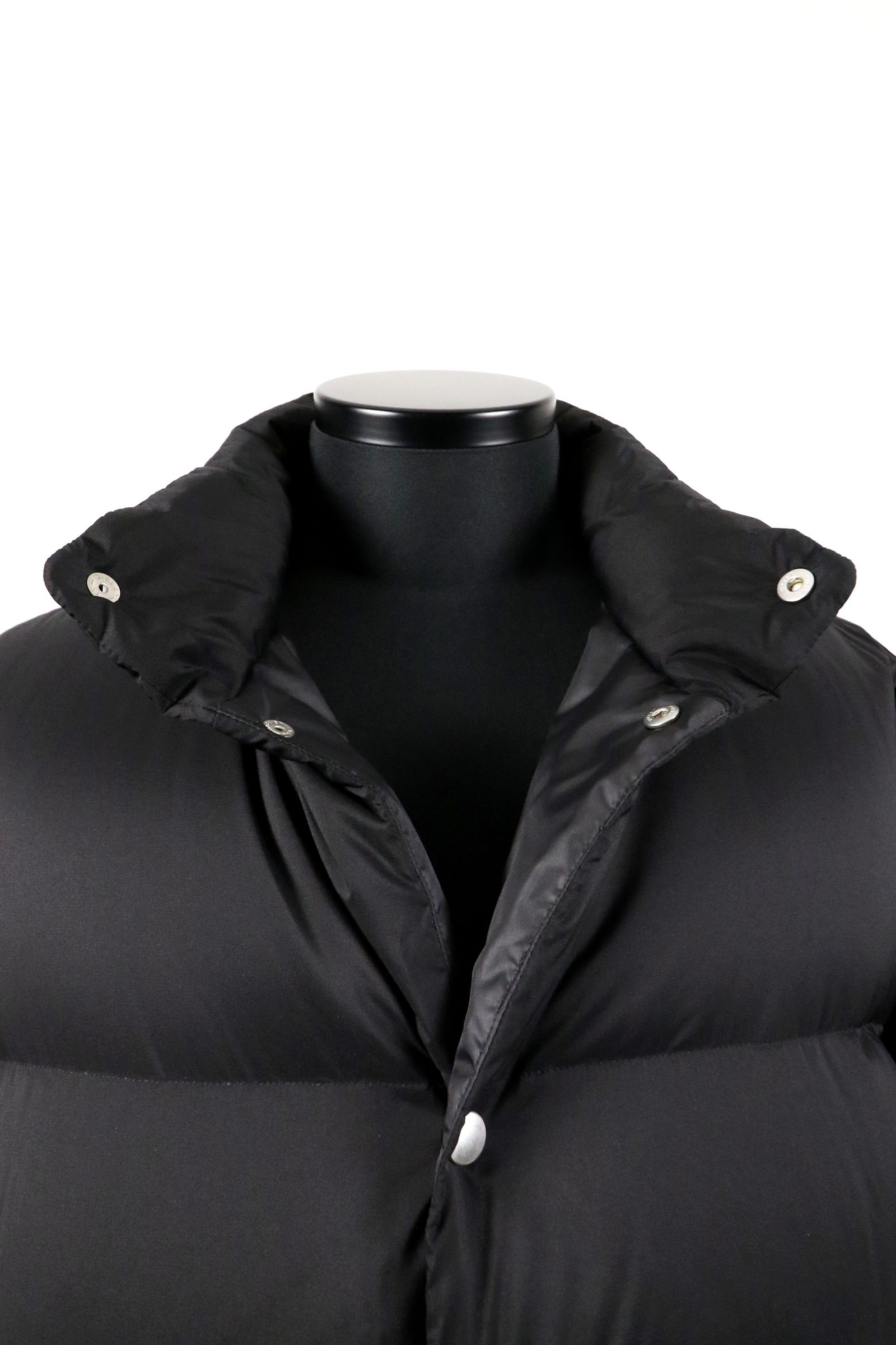 RECYCLE NYLON MINI RIPSTOP DOWN JACKET / リサイクルナイロン ミニリップストップ ダウンジャケット