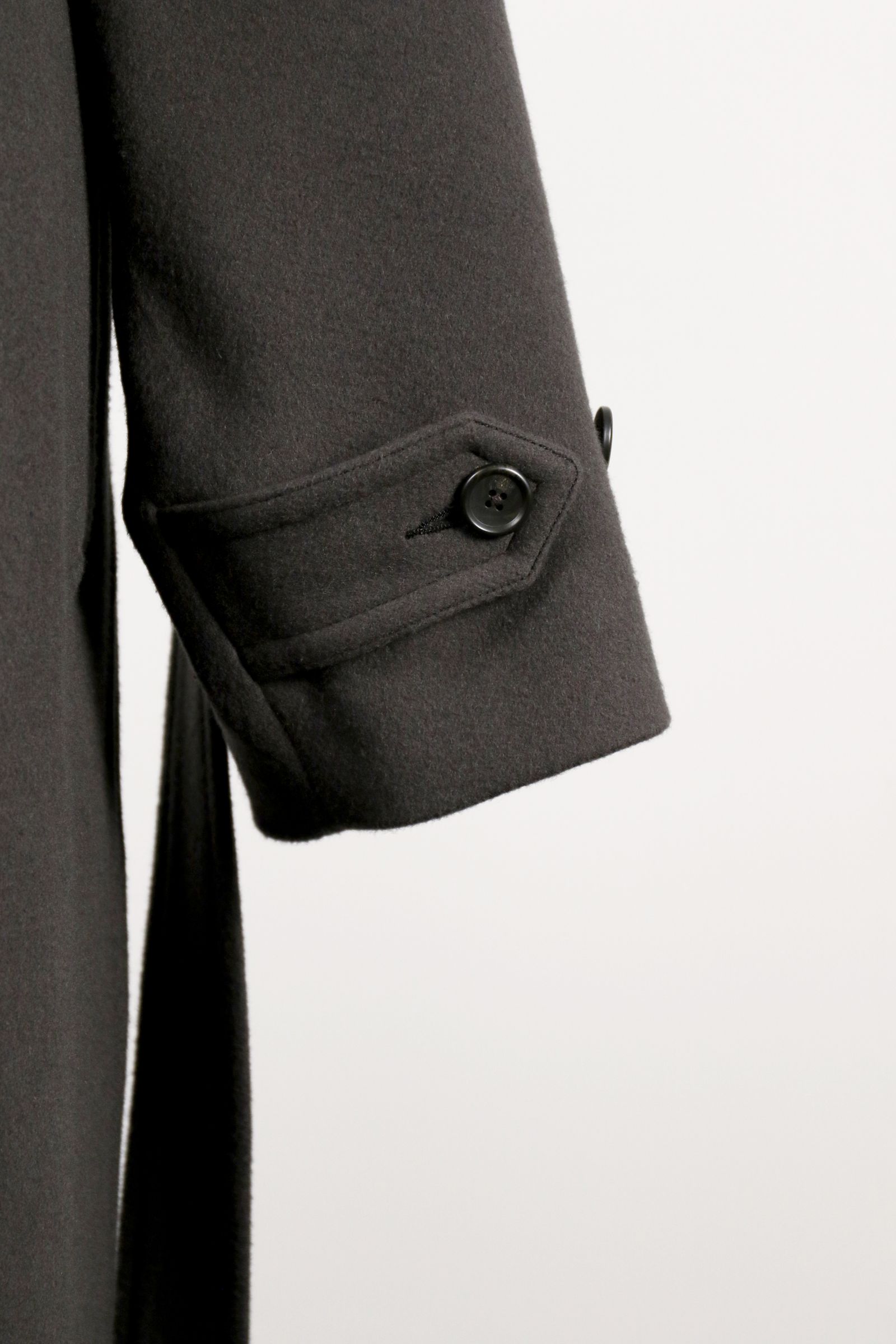 STAND COLLAR BELTED COAT / スタンド カラー ベルテッド コート