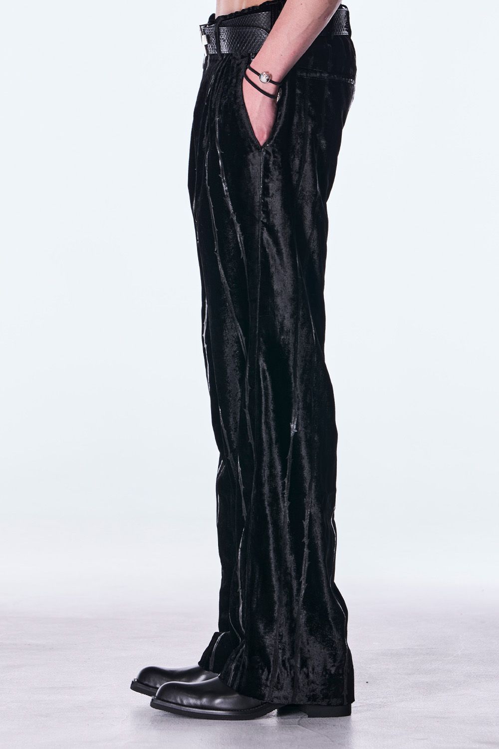 TOGE Velvet Wide Slacks / トゲ ベルベット ワイド スラックス