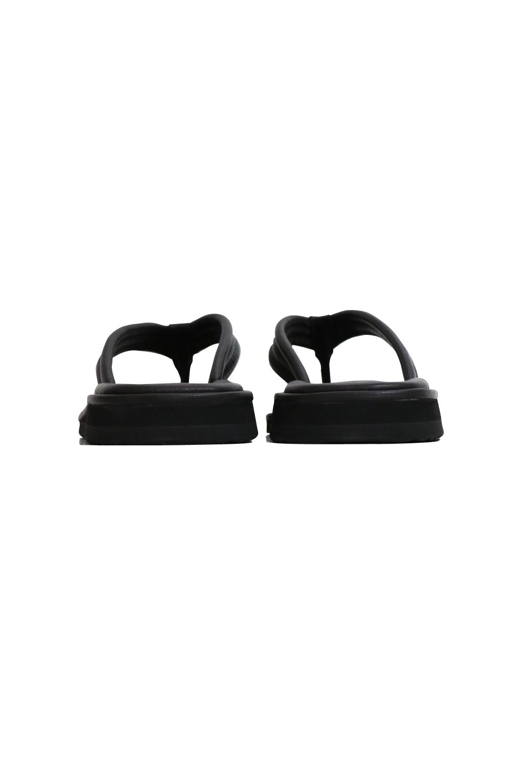 Voluminous tong sandals / ボリューミナス トング サンダル