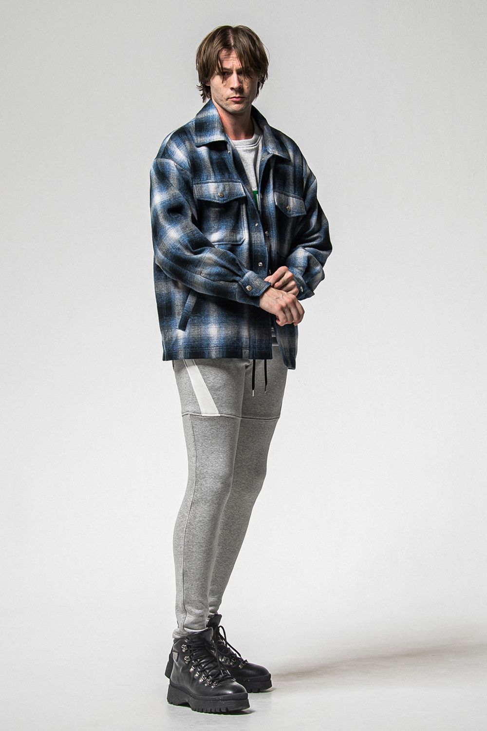 FRIDAY OLD LOGO VELOURS FLEECE TRINER / FRIDAYコラボ オールドロゴ 裏ベロアフリーストレーナー