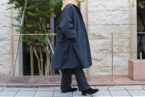 N.HOOLYWOOD 抜群の軽さと中綿にプリマロフトを封入した冬の心強い味方となるアウター、Pコート＆バルマカンコート
