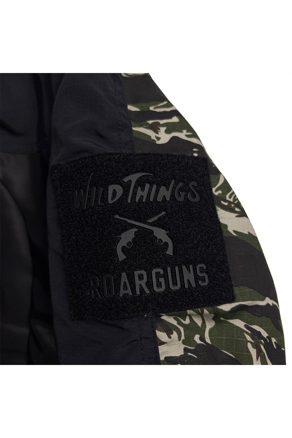 roarguns × WILD THINGS EMB / ロアーガンズ × ワイルドシングス ンブロイダリー