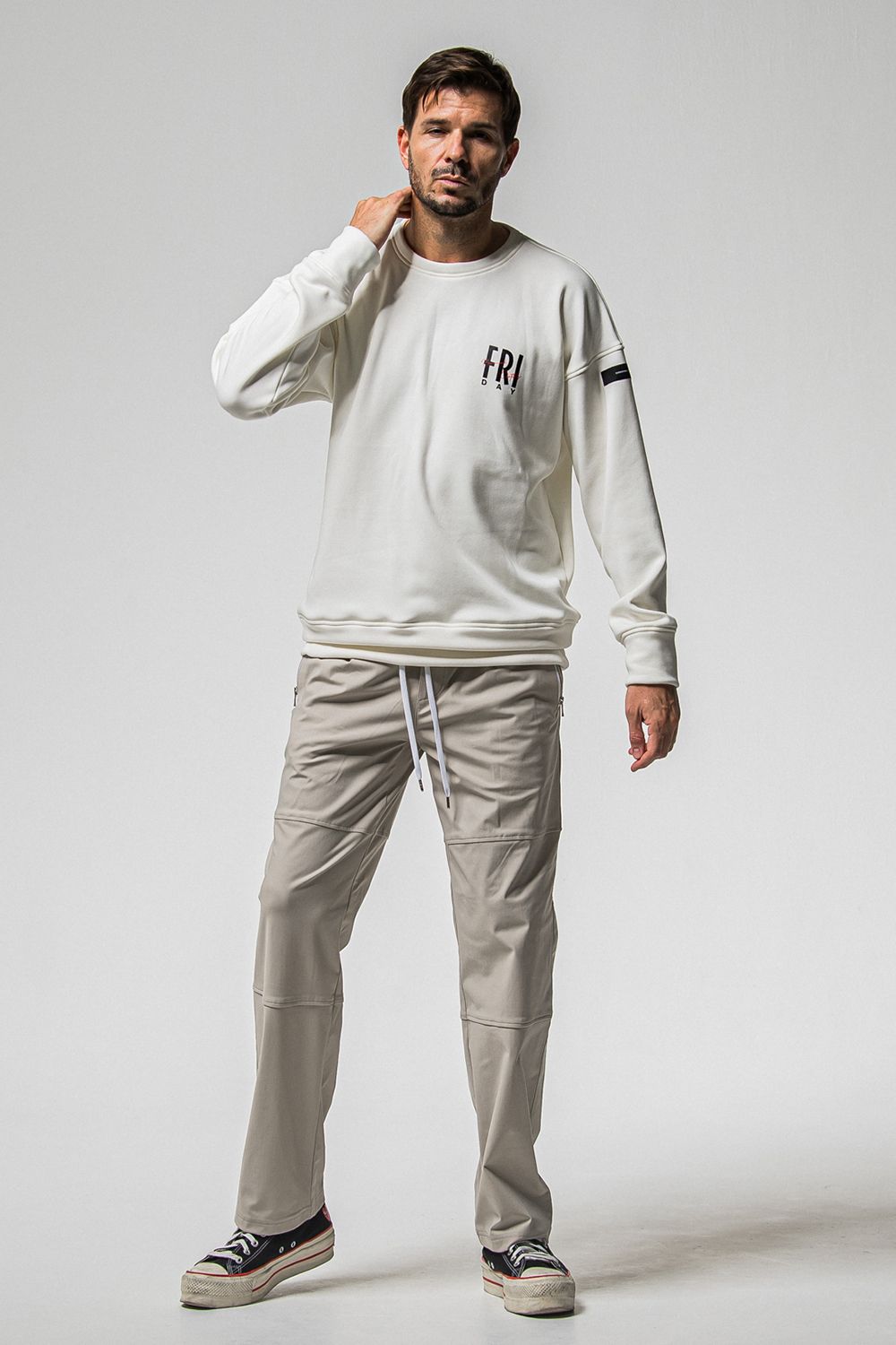 FRIDAY STANDARD LOGO VELOURS FLEECE TRINER / FRIDAYコラボ スタンダードロゴ 裏ベロアフリーストレーナー