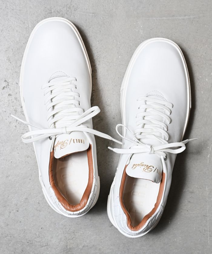 Hole cut sneakers / ホールカットスニーカー