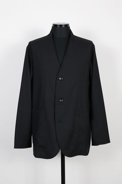 TUMBLED WOOL TROPICAL LAPELLESS JACKET / タンブル ウール トロピカル ラペルレス ジャケット