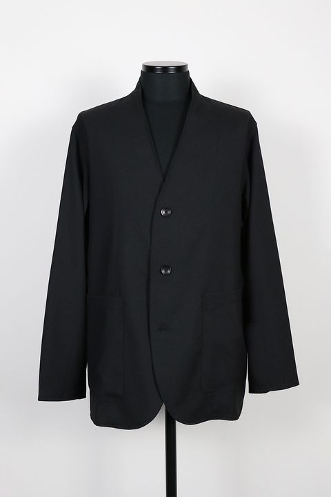 TUMBLED WOOL TROPICAL LAPELLESS JACKET / タンブル ウール トロピカル ラペルレス ジャケット