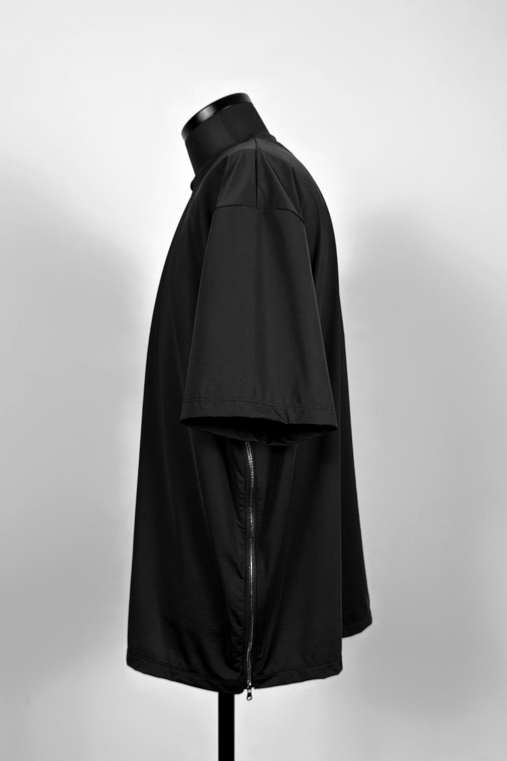 junhashimoto - WIDE ZIP C S/S / ワイド ジップ クルーネック