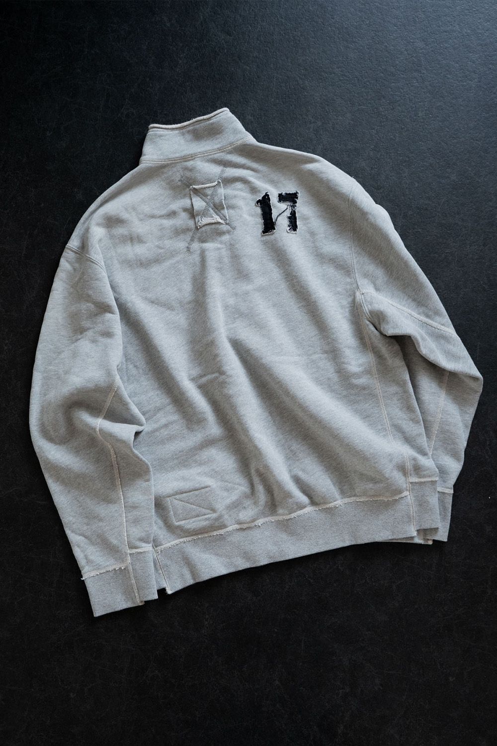 HALF ZIP SWEATSHIRT / ハーフジップ スウェットシャツ