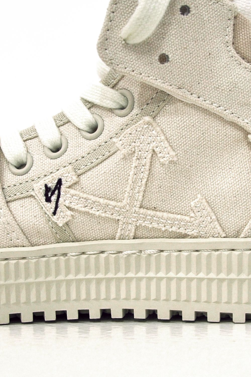 3.0 OFF COURT CANVAS