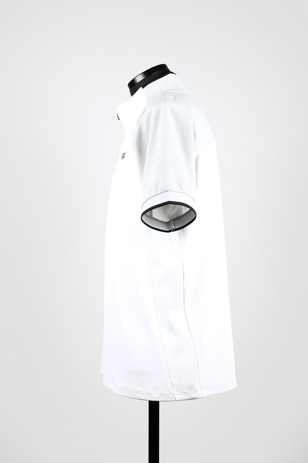 HALF ZIP COLLAR LESS / ハーフジップ カラーレス